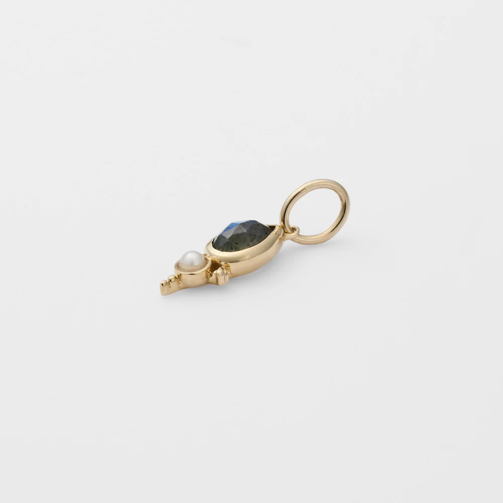 K5 Labradorite Charm - Image 4