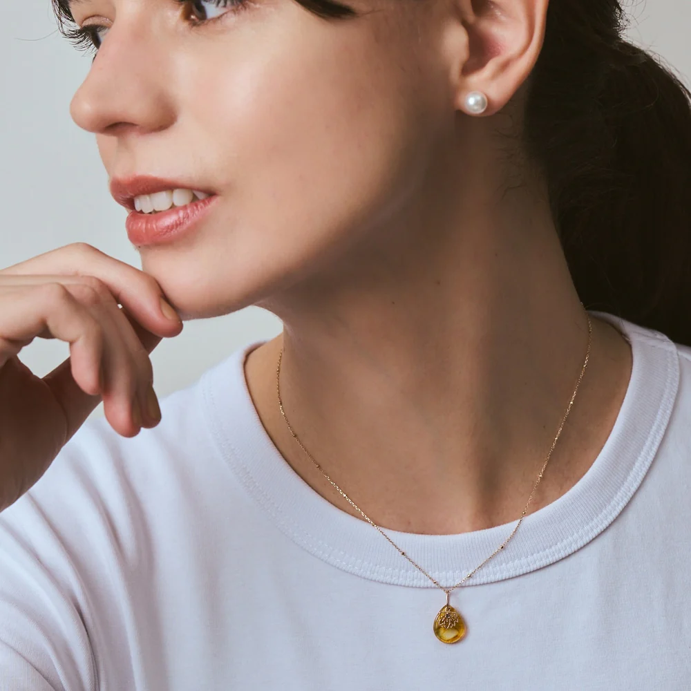 K5 Amber Charm - Image 5