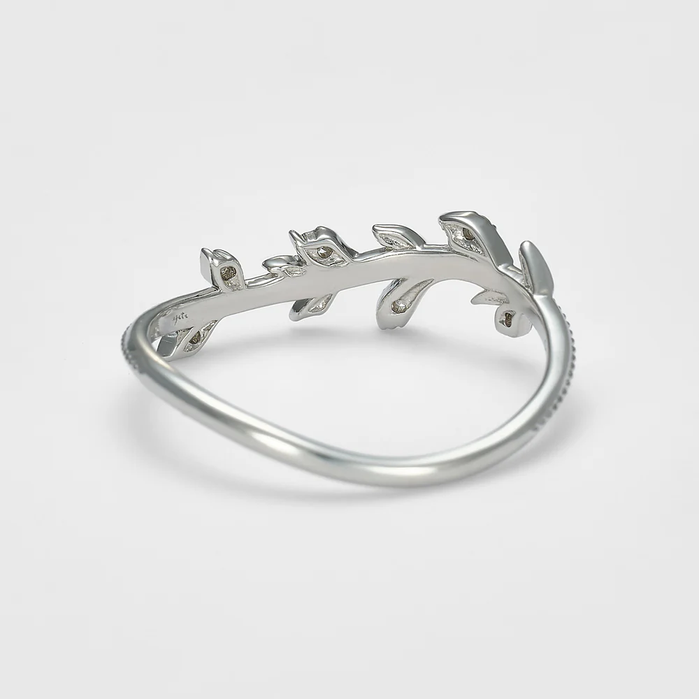 Platinum Diamond Ring - Image 3